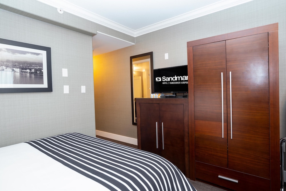 Sandman Hotel Vancouver Airport 15/38