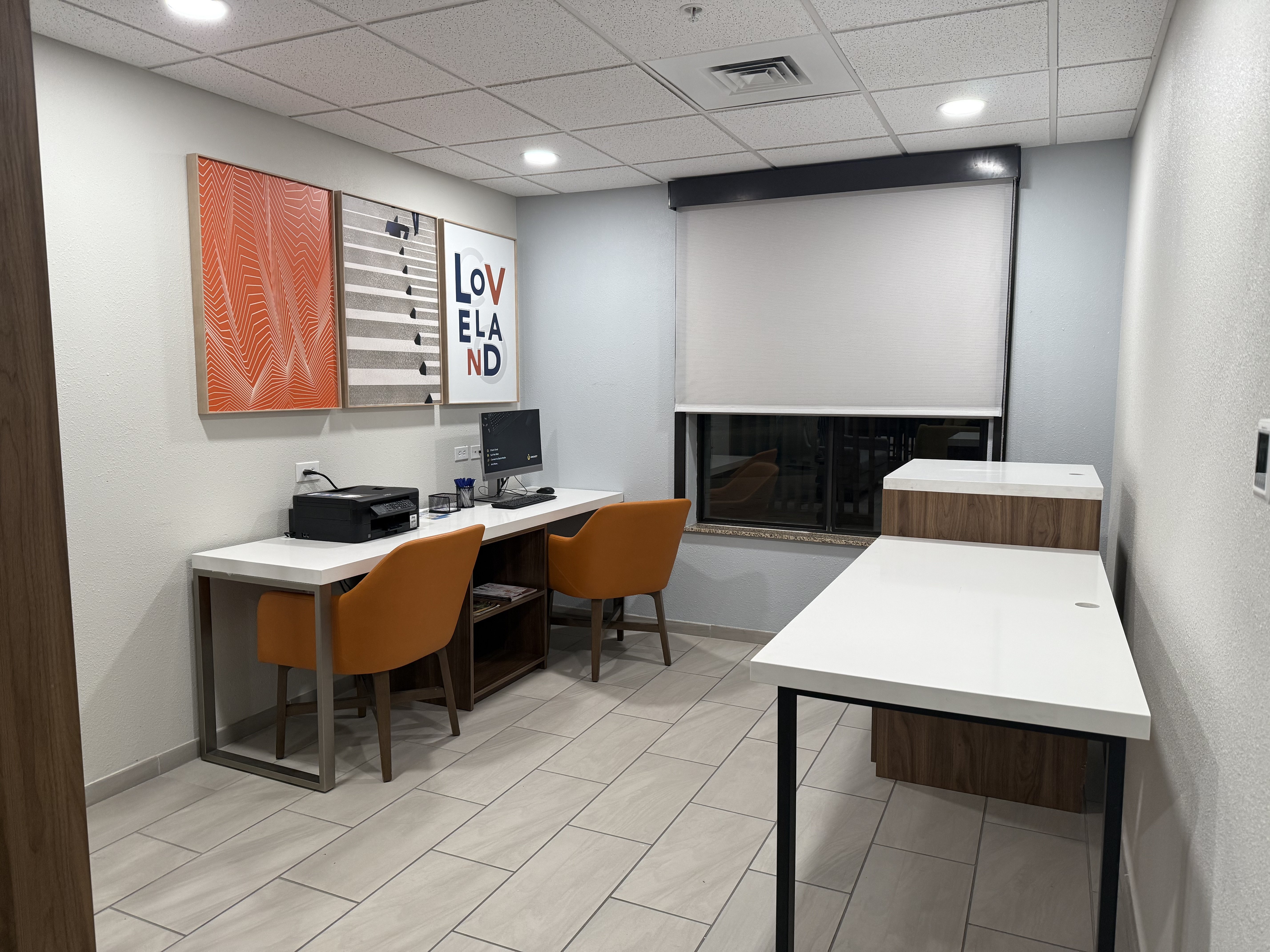 Holiday Inn Express Hotel Suites Loveland 54/56