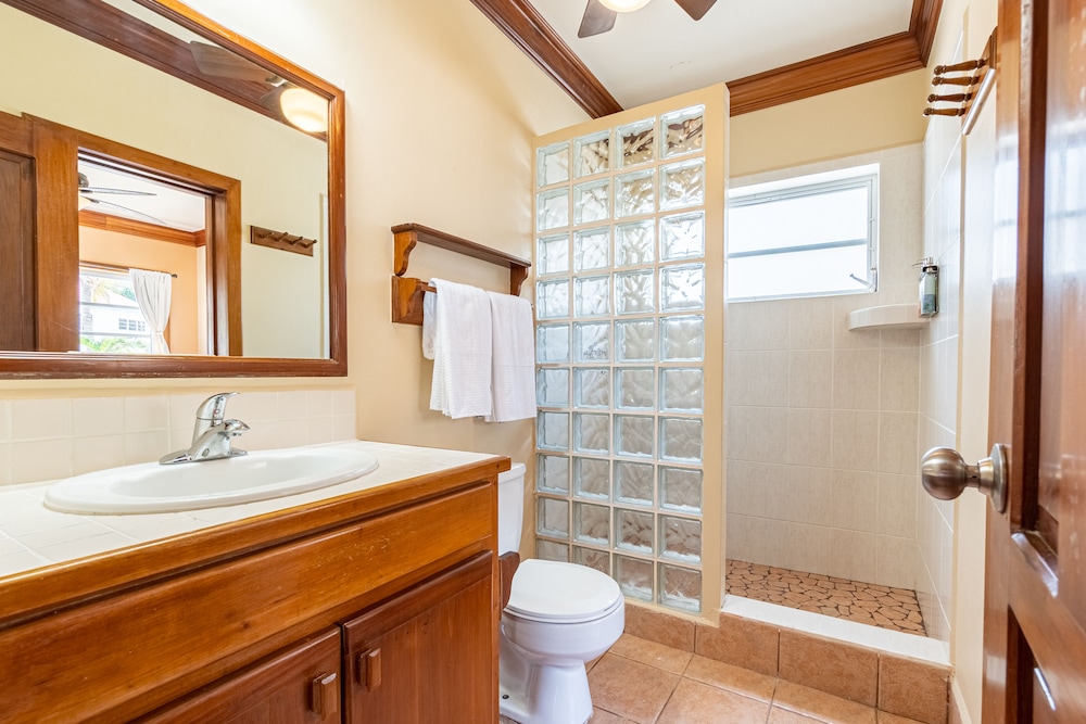 Belizean Shores Resort 46/50