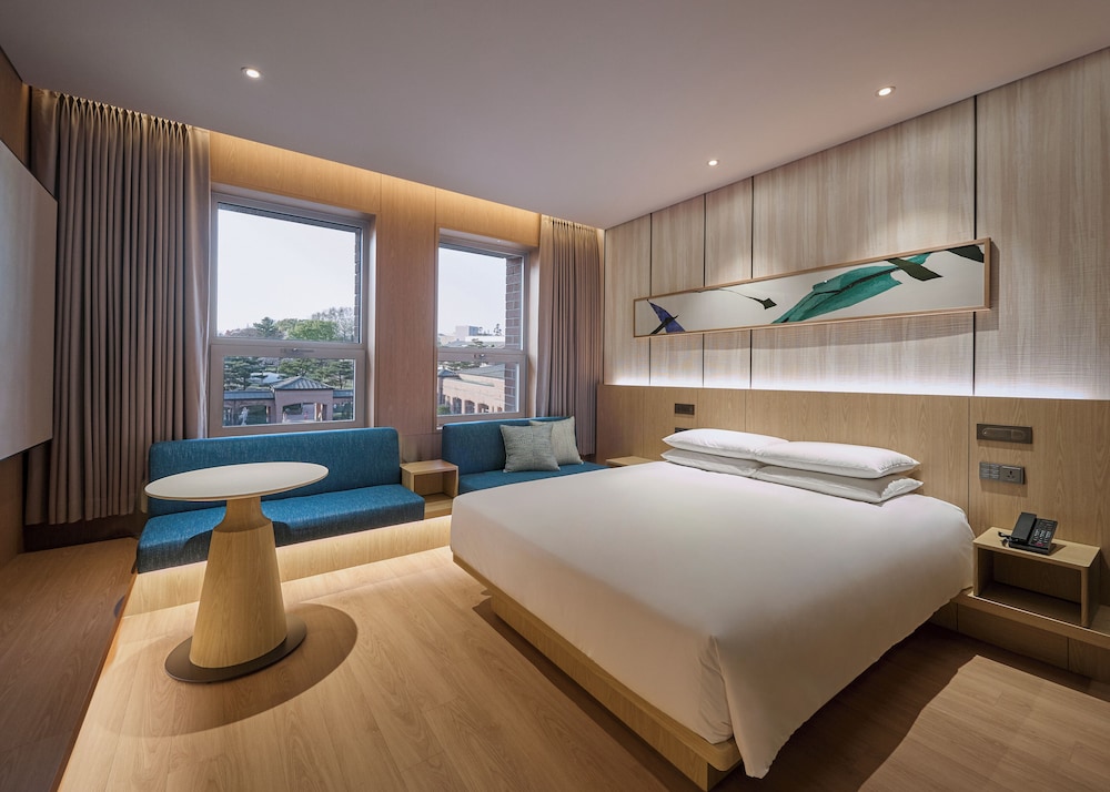 STANDARD, DOUBLE BED