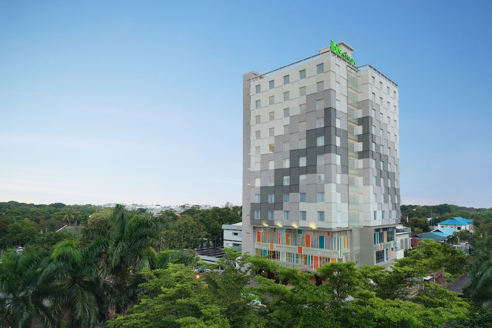 Ibis Styles Makassar Sam Ratulangi 4/41