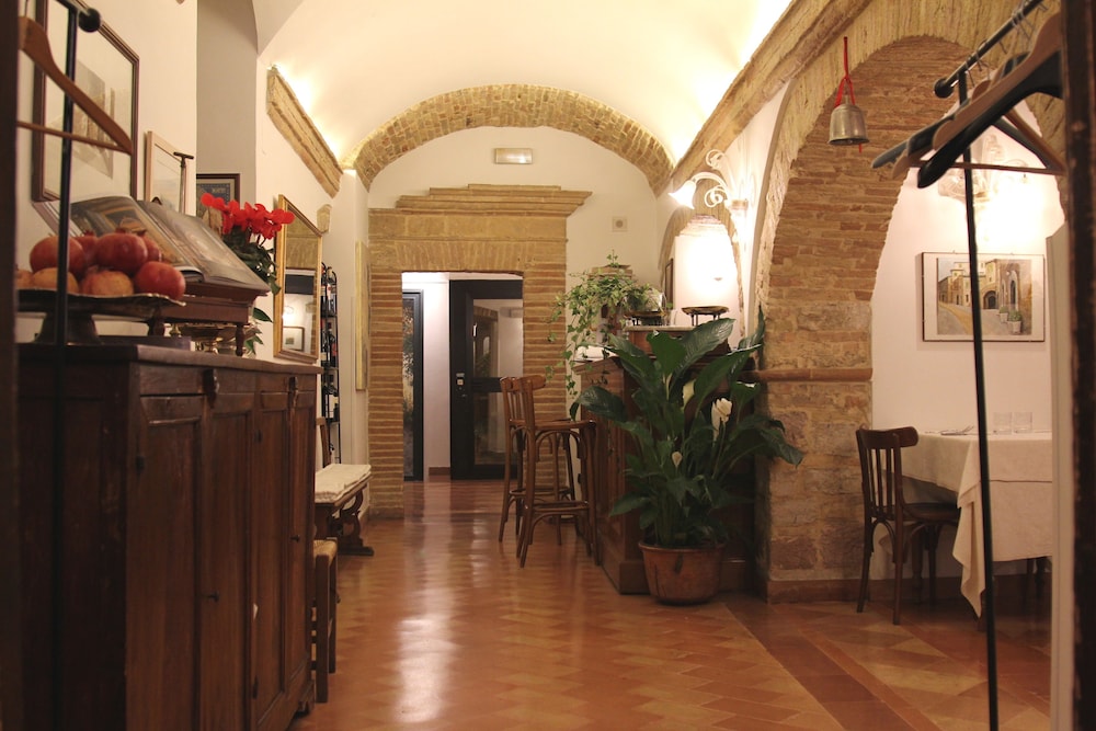 Hotel Pallotta 40/59