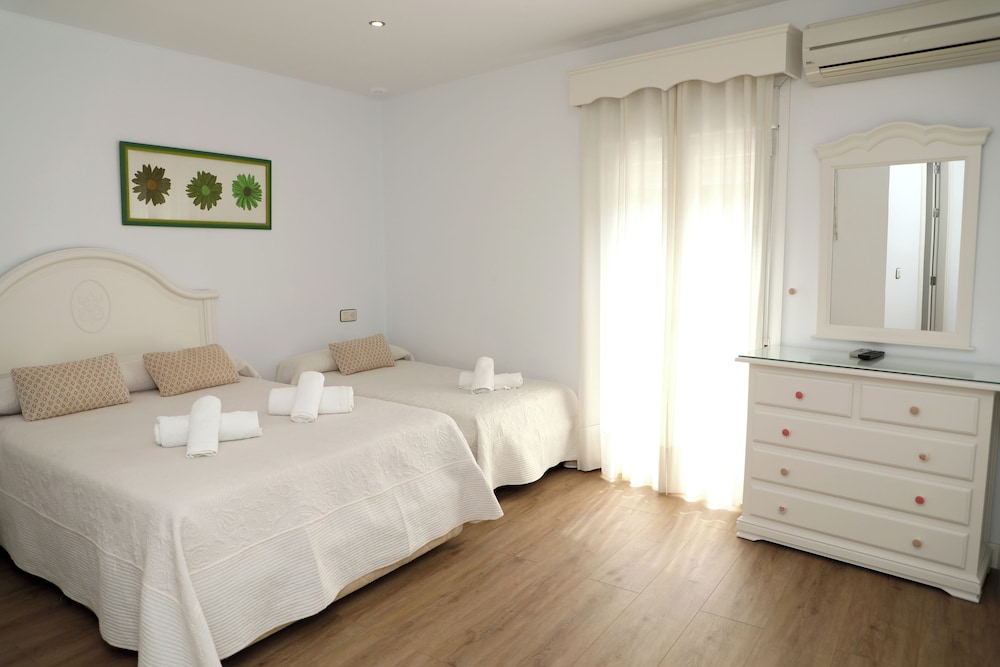 Hostal La Janda 17/66