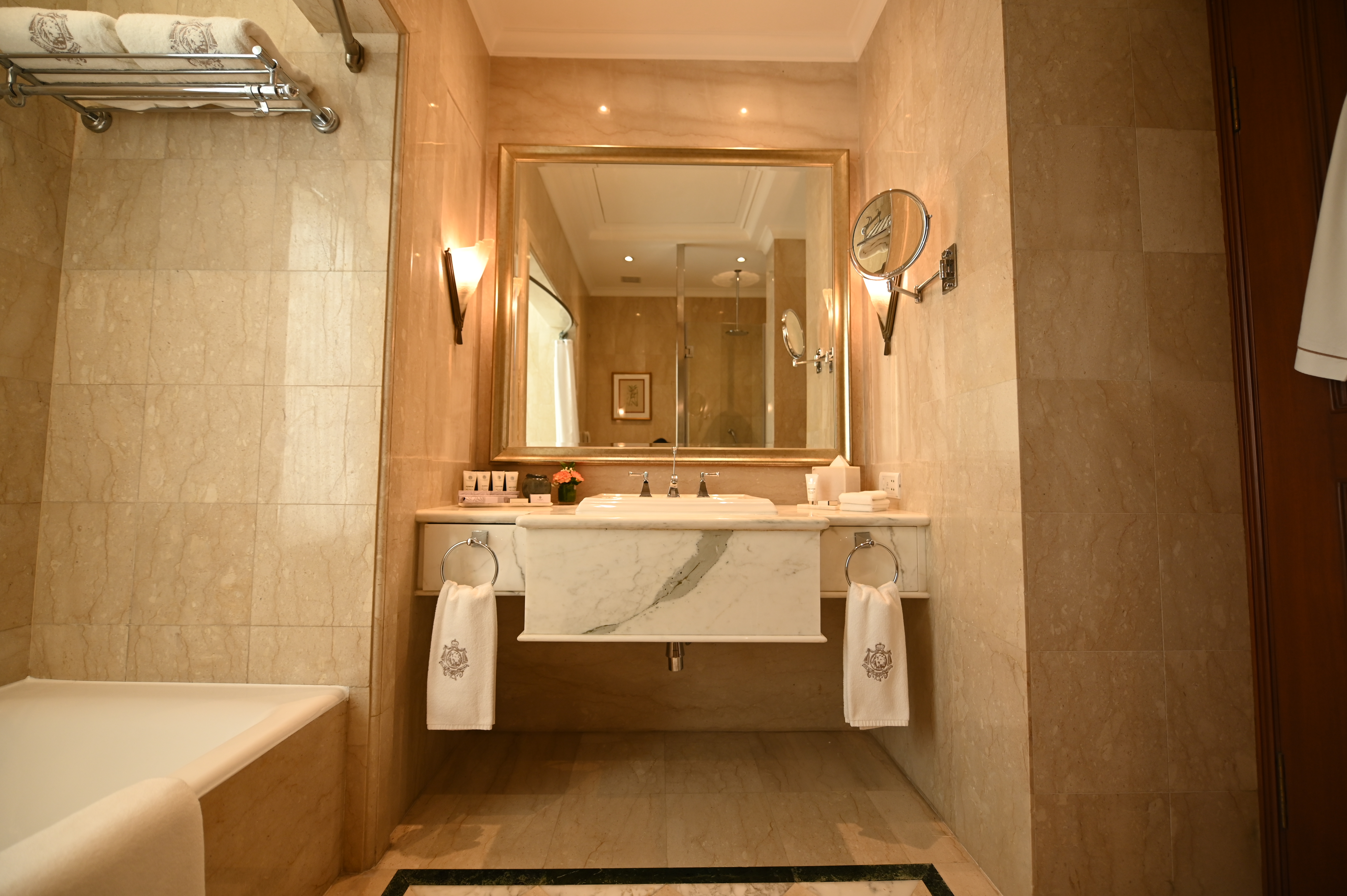 غرفة قياسية بسريرين منفصلين، The Imperial New Delhi 4/5