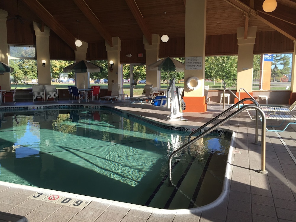 Baymont By Wyndham Pella 30/40