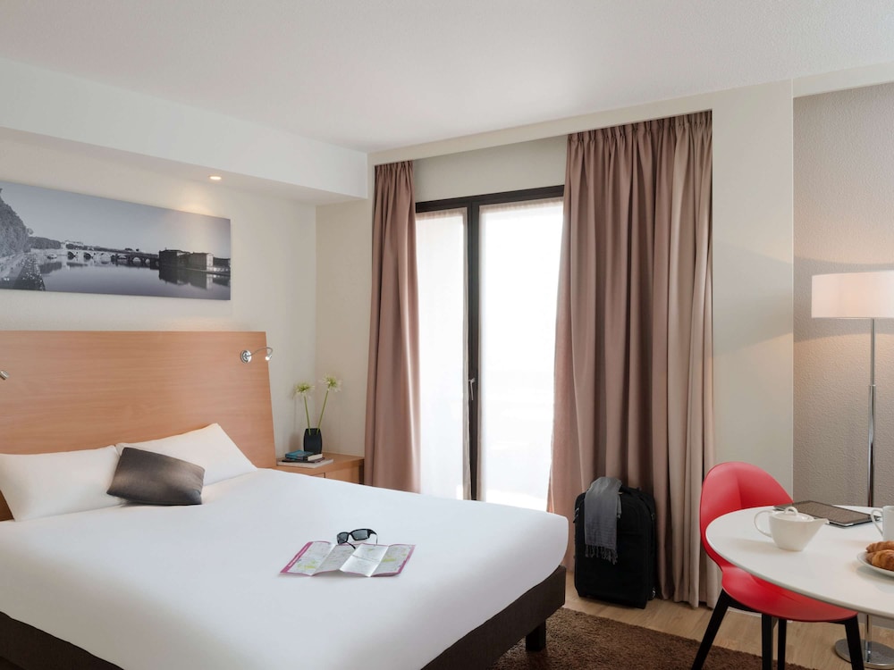 FirstName Toulouse Residence, part of JdV by Hyatt 12/71