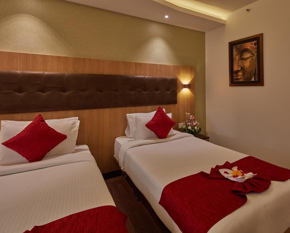Shivas Galaxy Hotel 18/41