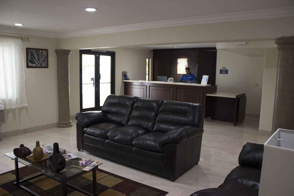 Days Inn by Wyndham Indio 27/36