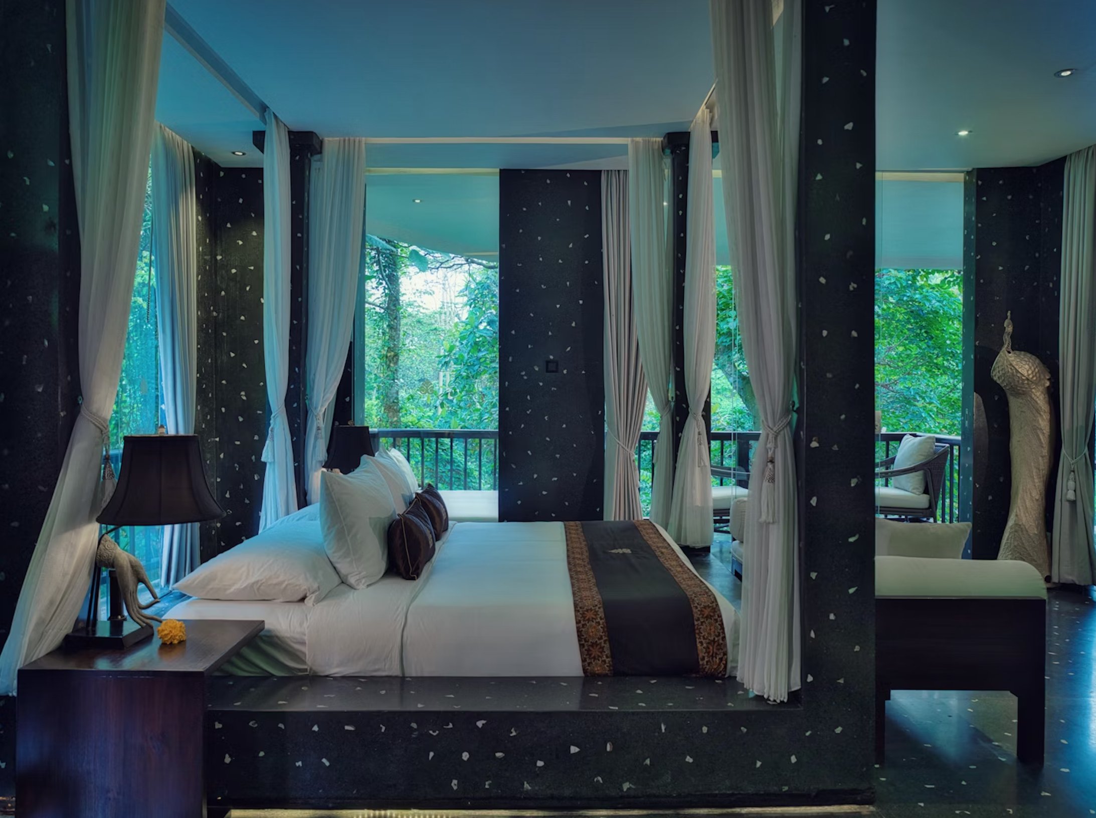 ROYAL, SPA, SUITE