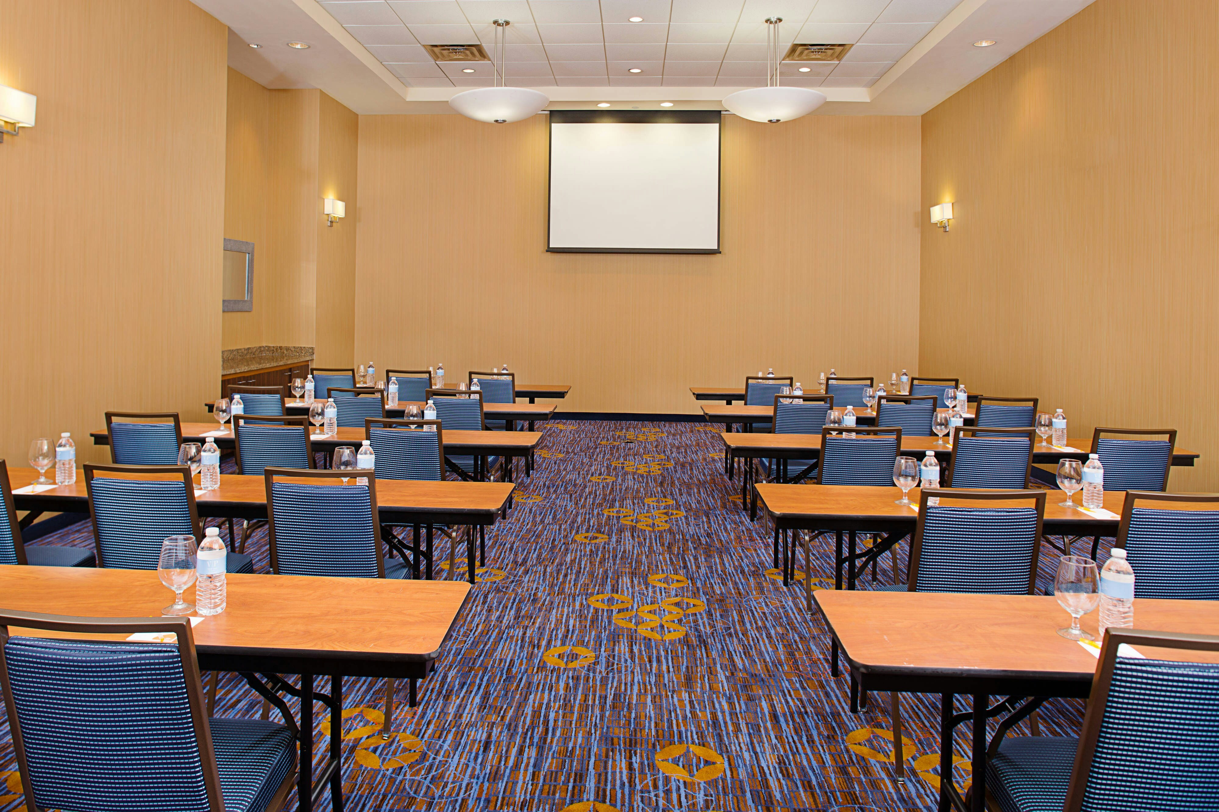 Courtyard by Marriott Montvale 31/41