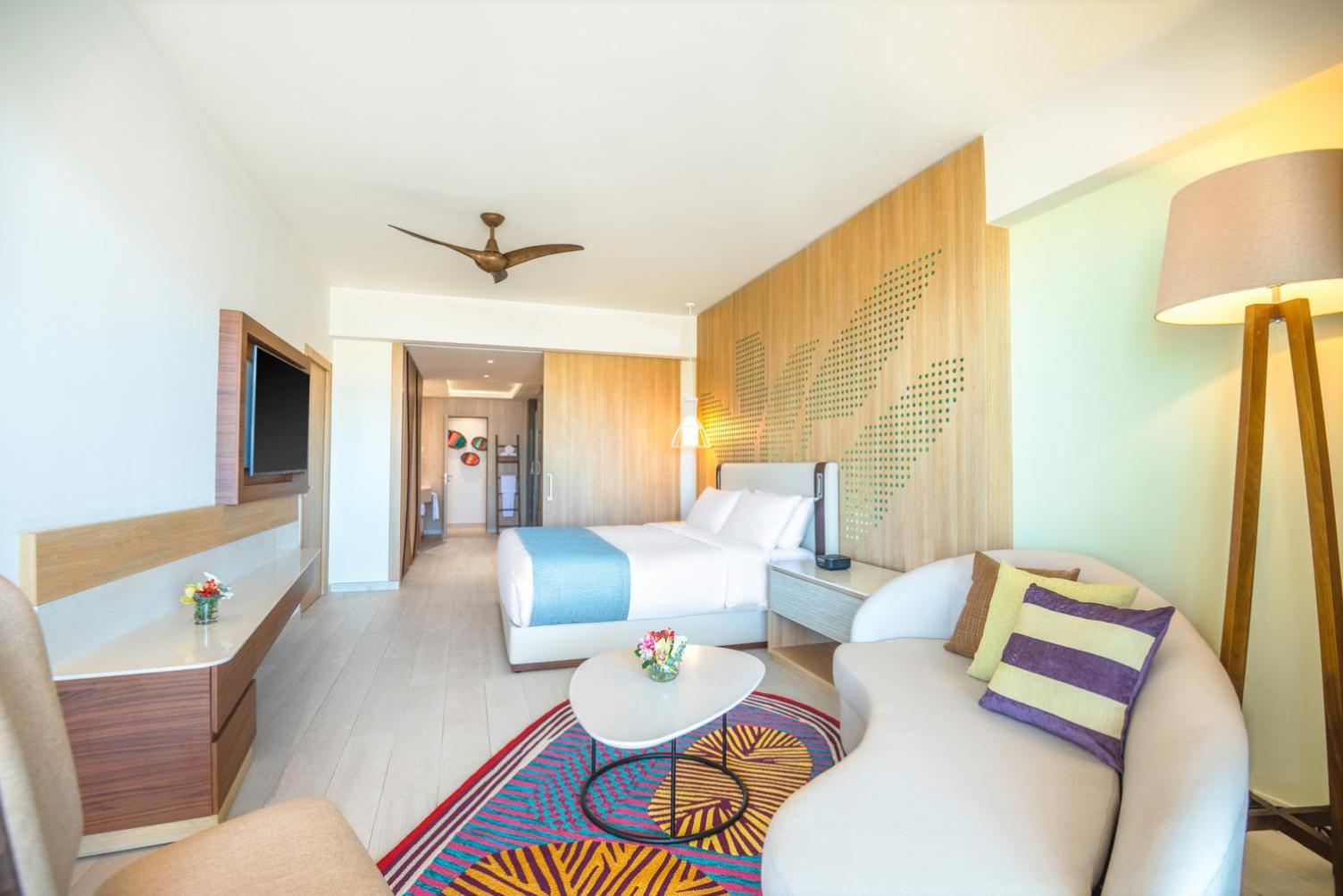 1 Bedroom, Grand, Master, Club, Suite, King Bed, Ocean View