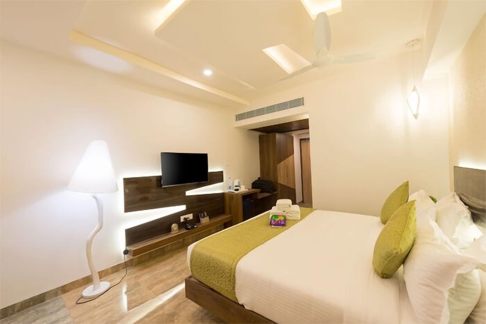 Hotel Chenthur Park 12/30