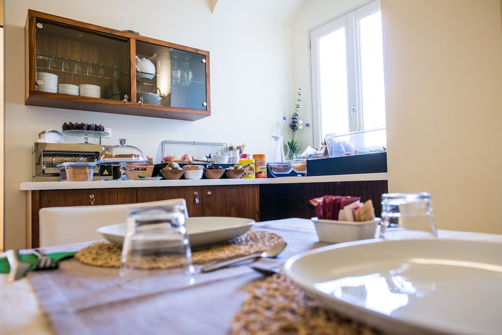 Albergo del Sedile 56/67
