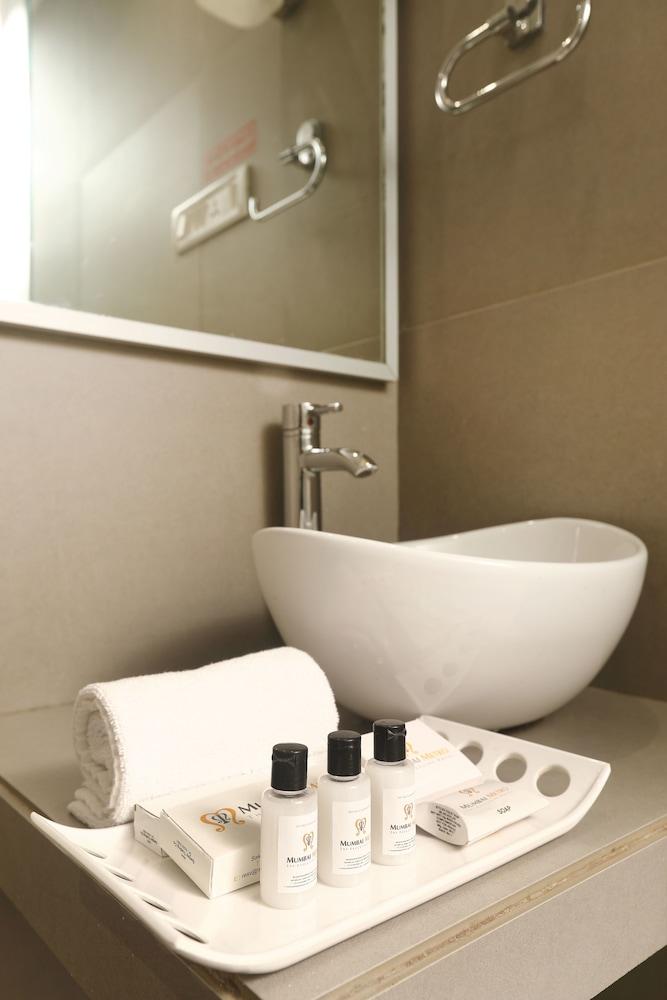 Mumbai Metro - The Executive Hotel 42/42