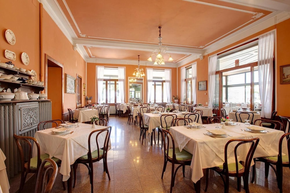 Hotel Beau Rivage 46/69