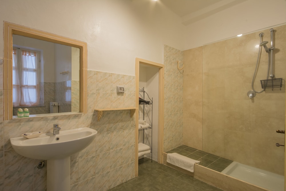 B&B Pantaneto Palazzo Bulgarini 38/42