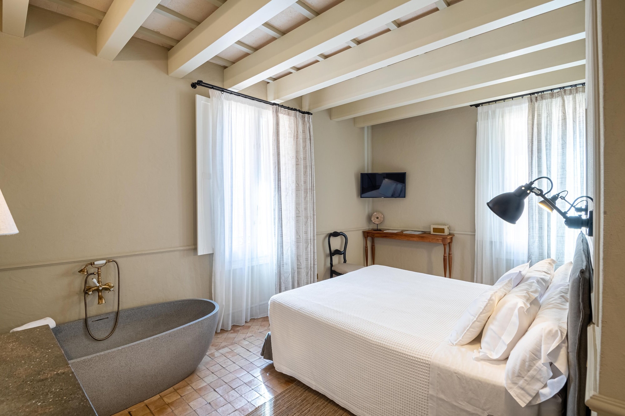 PREFERRED, DOUBLE BED