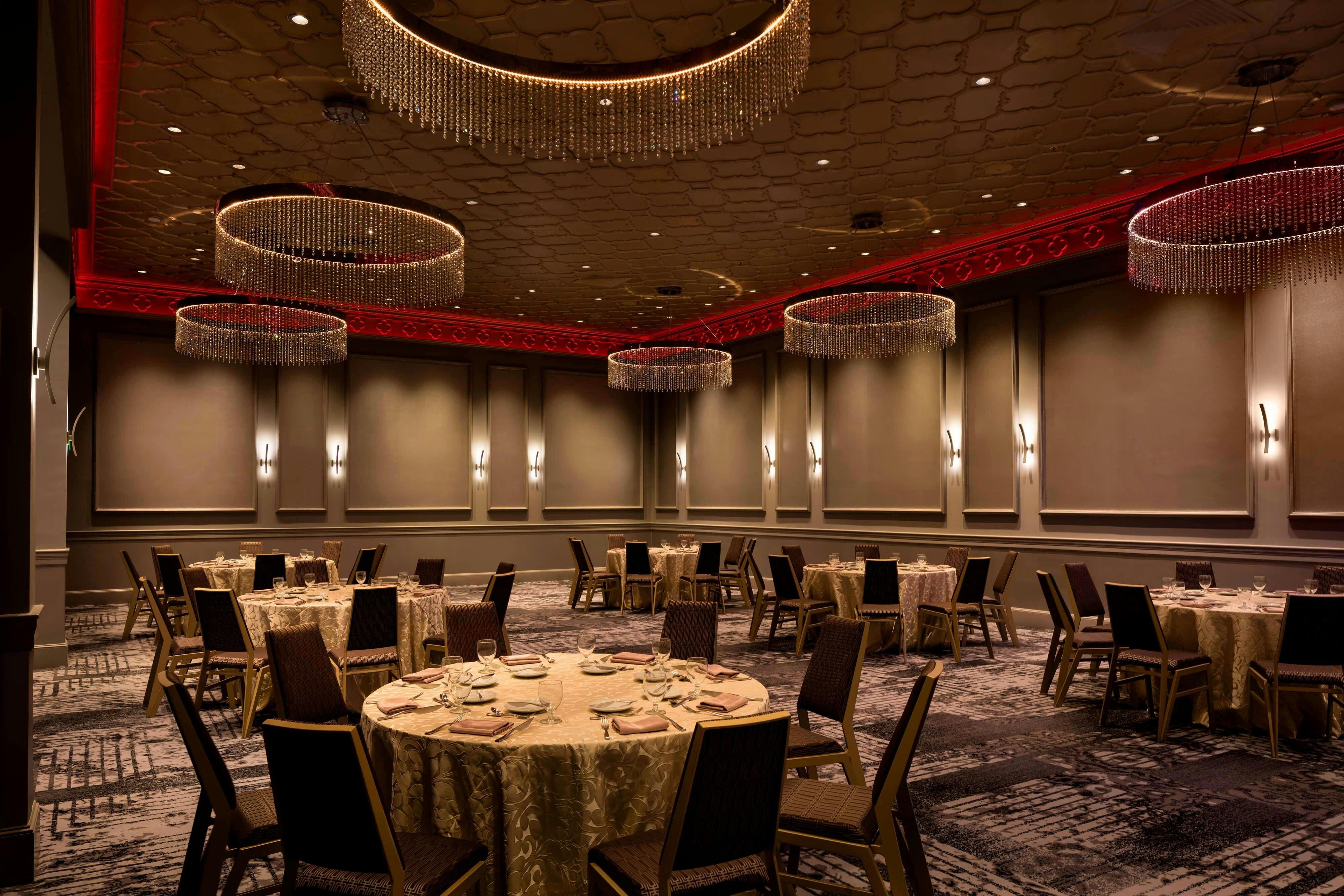 Sheraton Commander Hotel 36/48