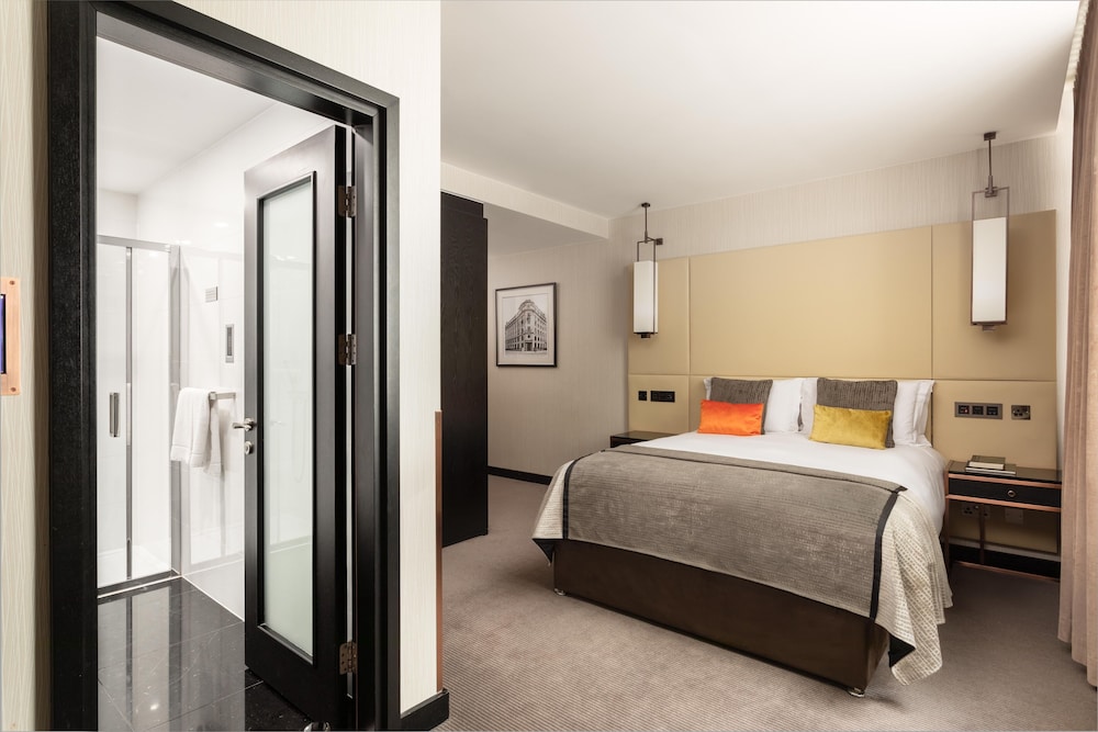 SUPERIOR, DOUBLE BED