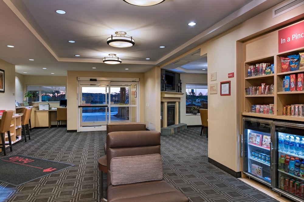 TownePlace Suites Fayetteville Cross Creek 6/35