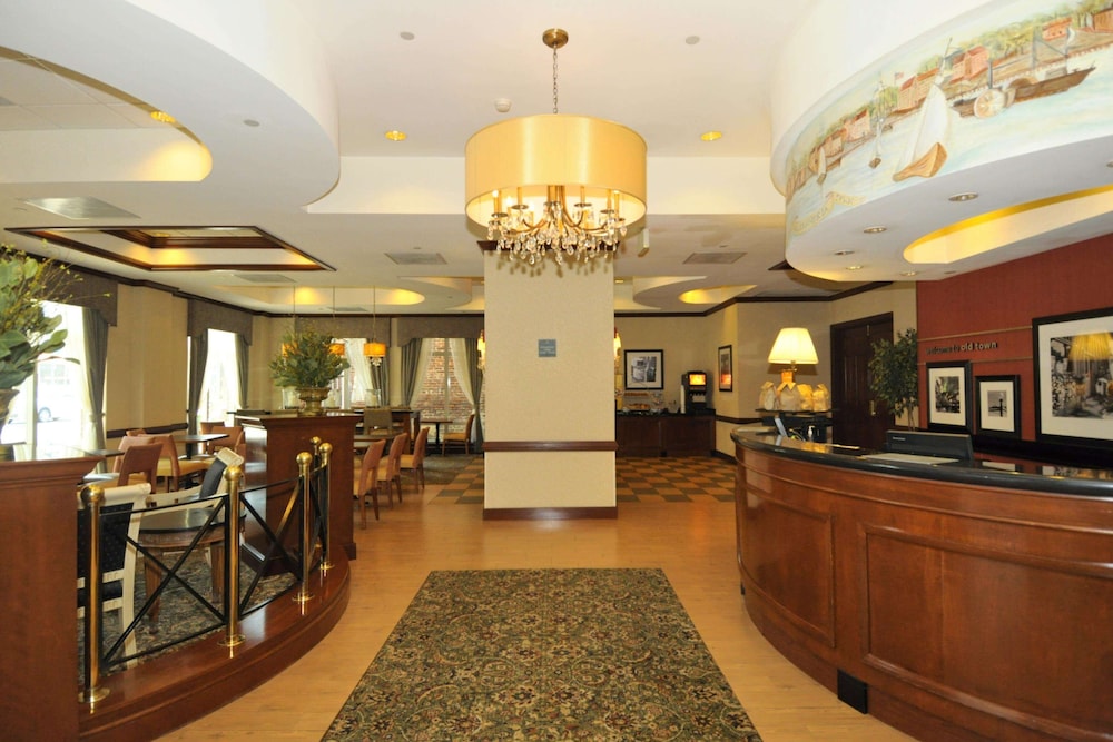 Hampton Inn Alexandria Old Town King St. Metro 48/56