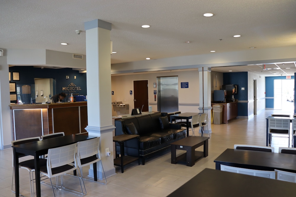 Microtel Inn And Suites Columbus Ft Benning 23/29