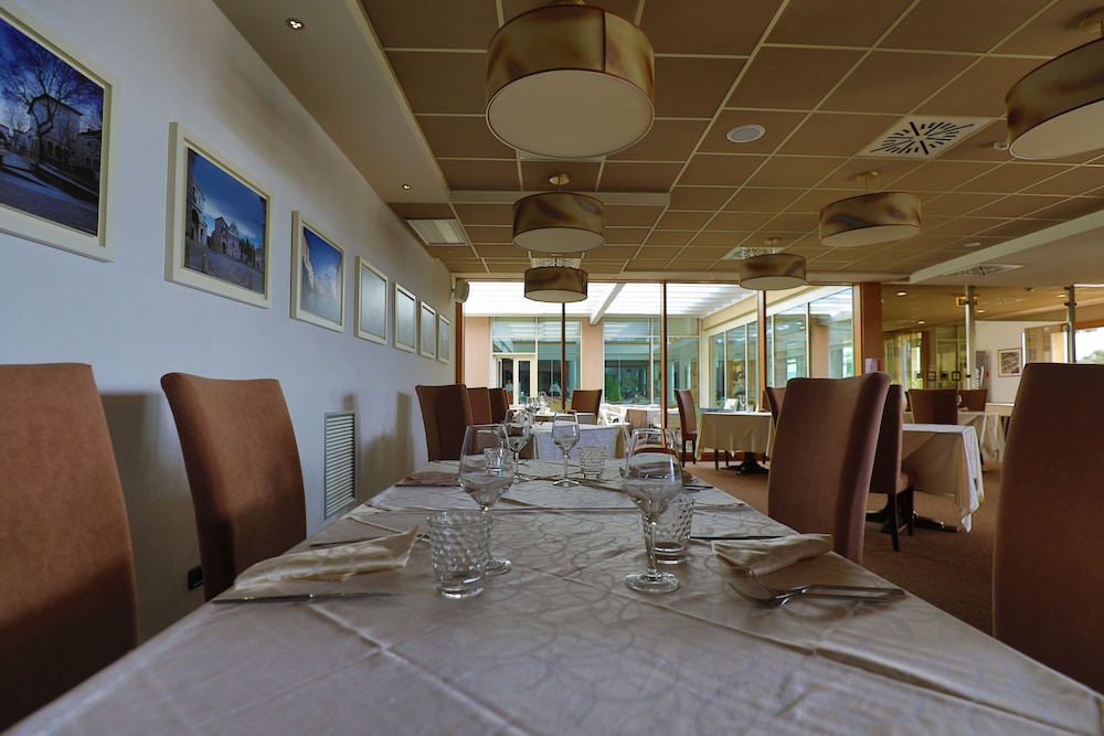 Cocca Hotel Royal Thai SPA 42/50