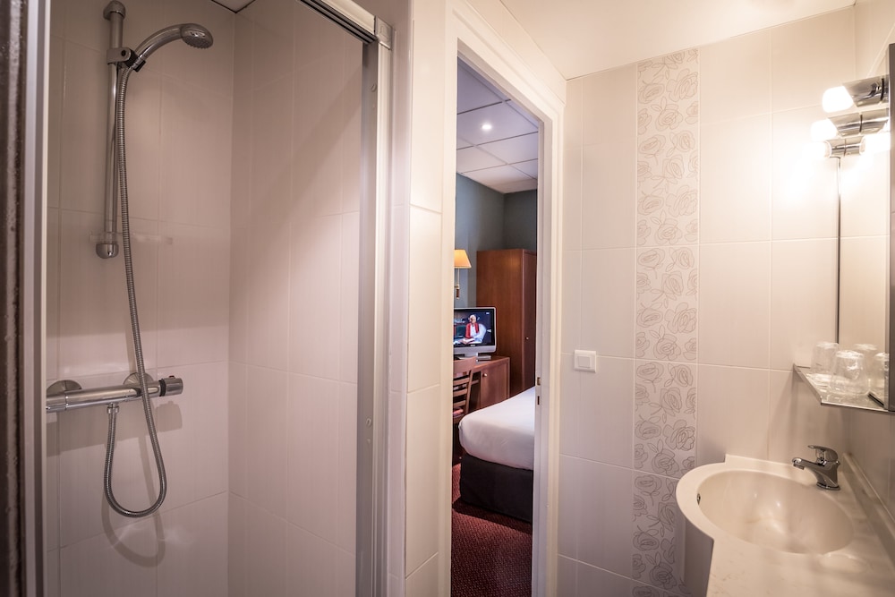 HOTEL CHARLEMAGNE 13/53