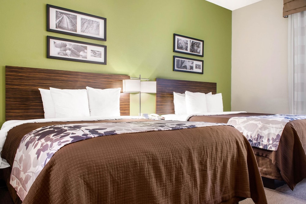 Sleep Inn & Suites Metairie - New Orleans West 22/37