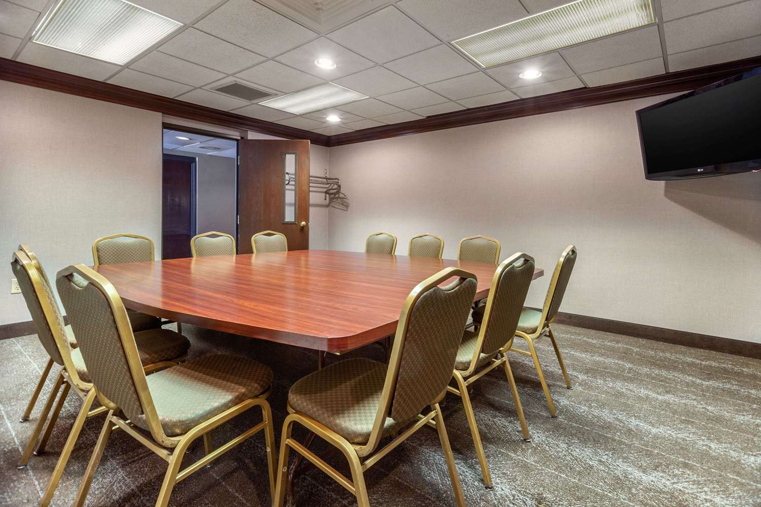 Comfort Suites Green Bay West 19/20