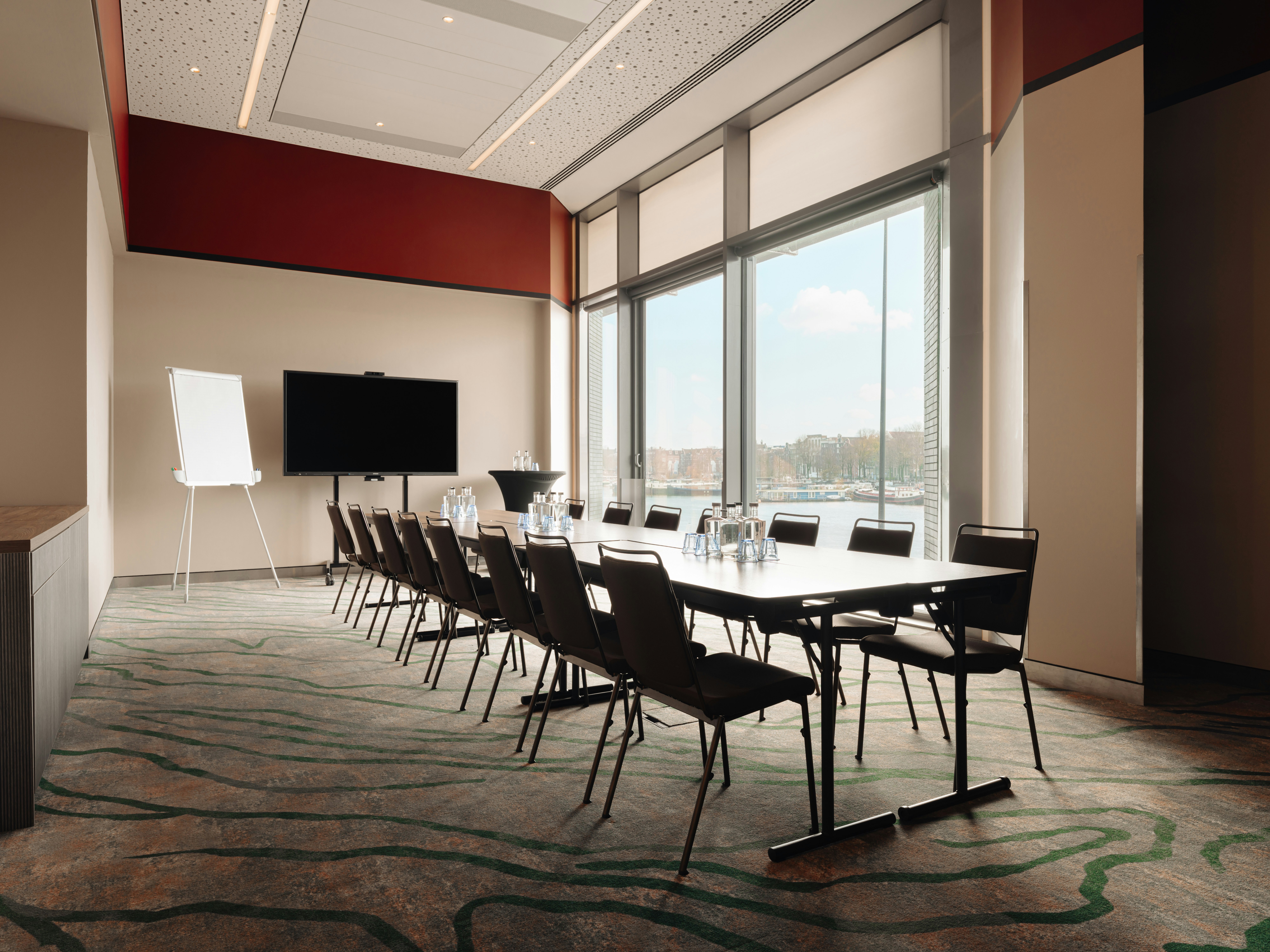 Doubletree By Hilton Amsterdam Centraal Station 76/88