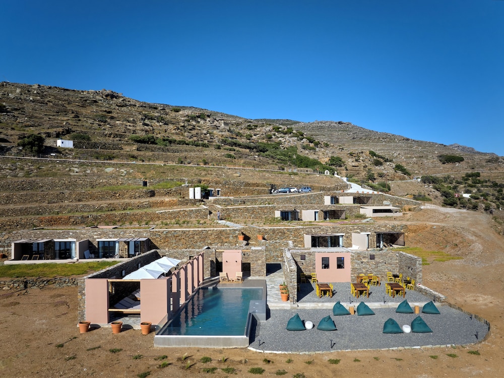 Under the Sun Cycladic Village 55/66