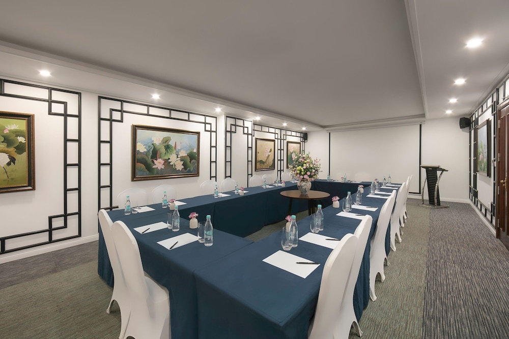 The Oriental Jade Hotel Hanoi 40/50