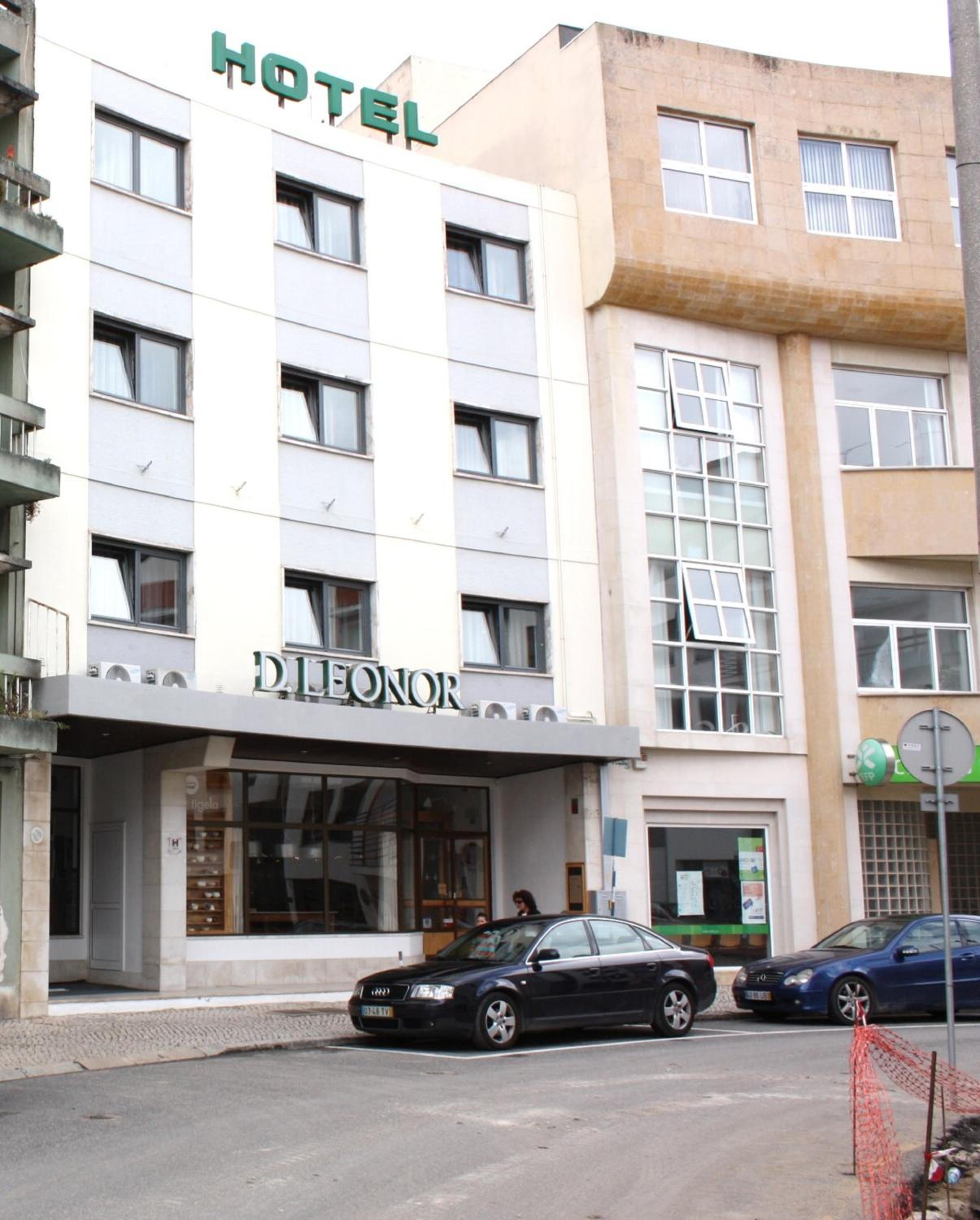 HOTEL DONA LEONOR 35/44