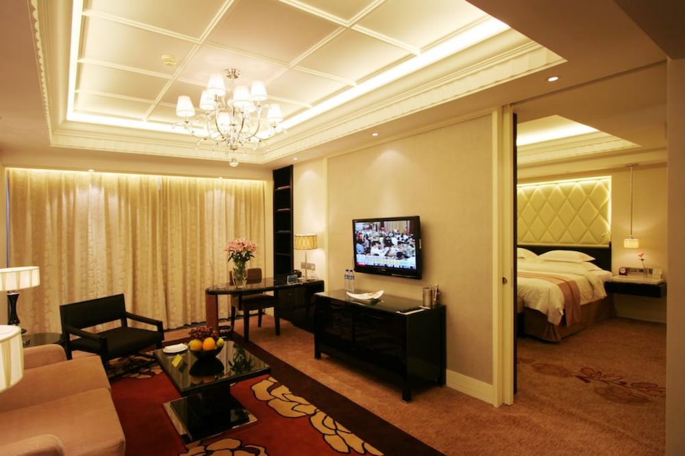 Luxemon Xinjiang Yindu Hotel 17/30