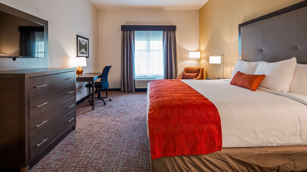 Best Western Plus Elizabethtown Inn & Suites 13/32