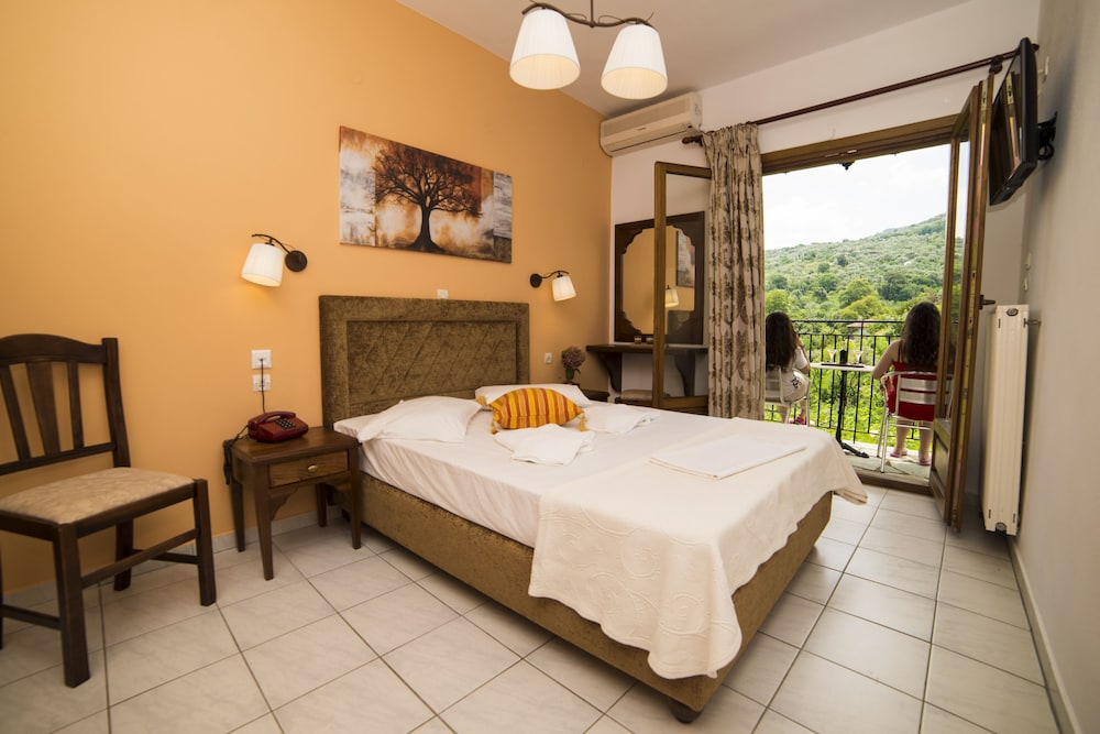 Hotel Agnadi-Horefto 26/63