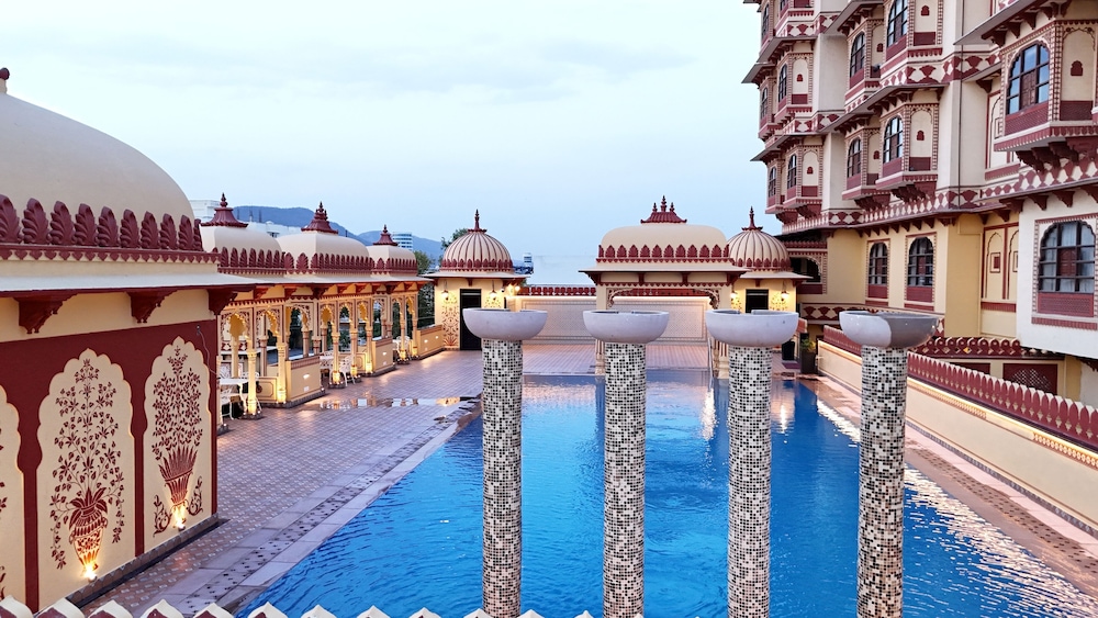 Umaid Haveli-A Heritage Style Hotel & Resort 64/66