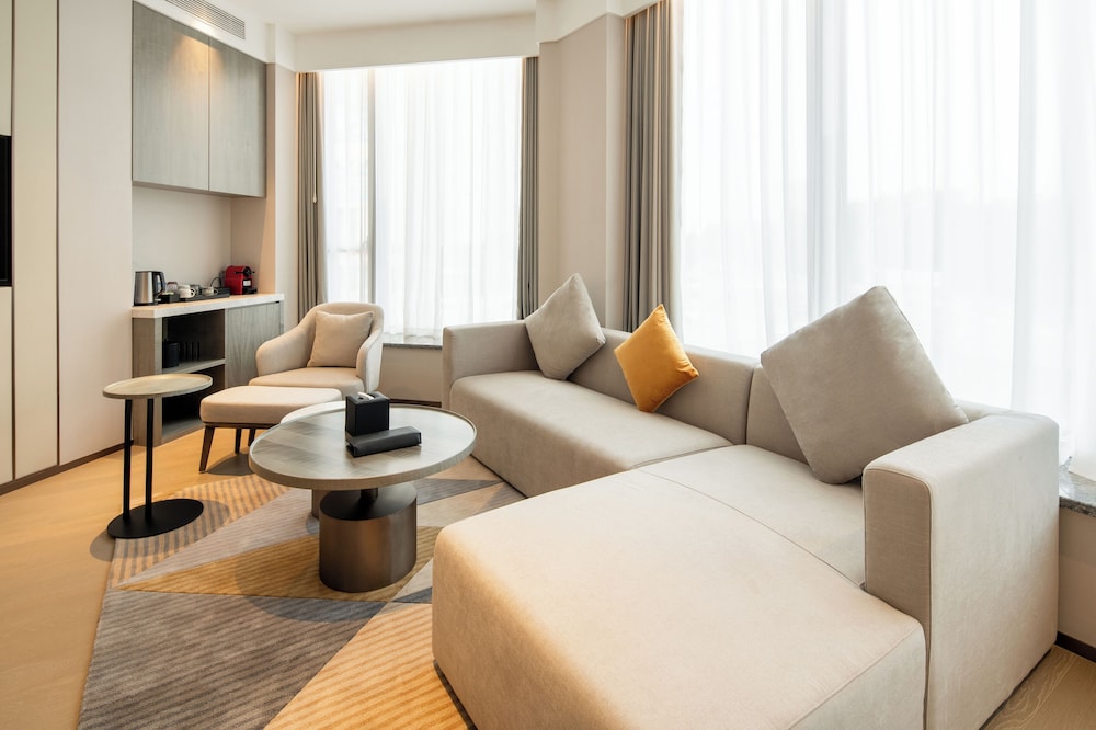 Huidong Business Hotel 37/50