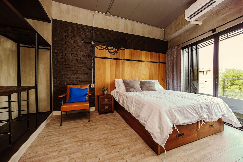 Rent V38 13/90