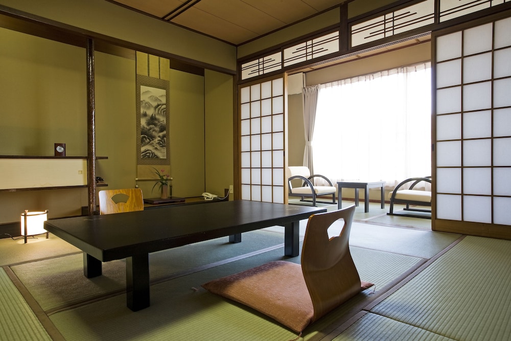 Yunogo Onsen Chikutei 25/35