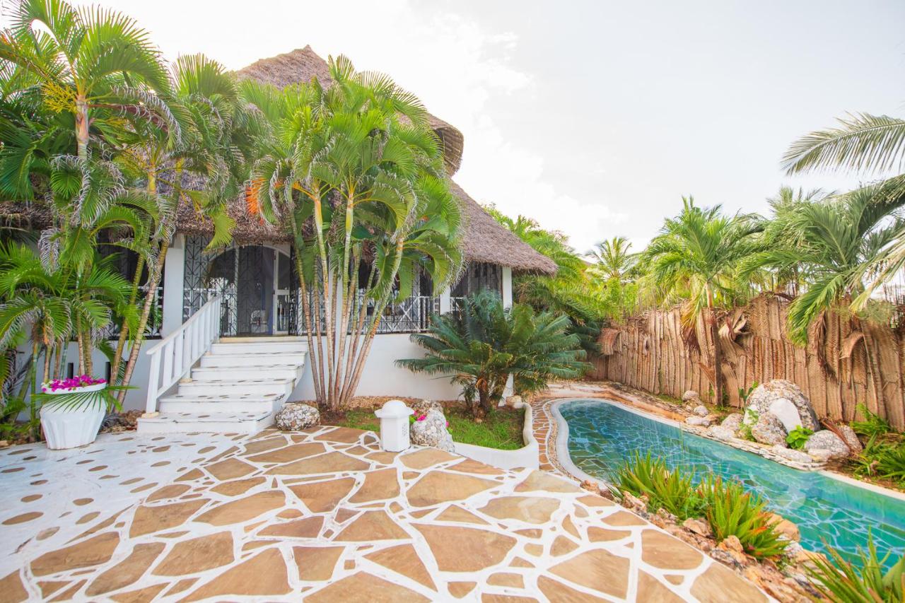 Nuri Boutique Hotel & Villas 48/54