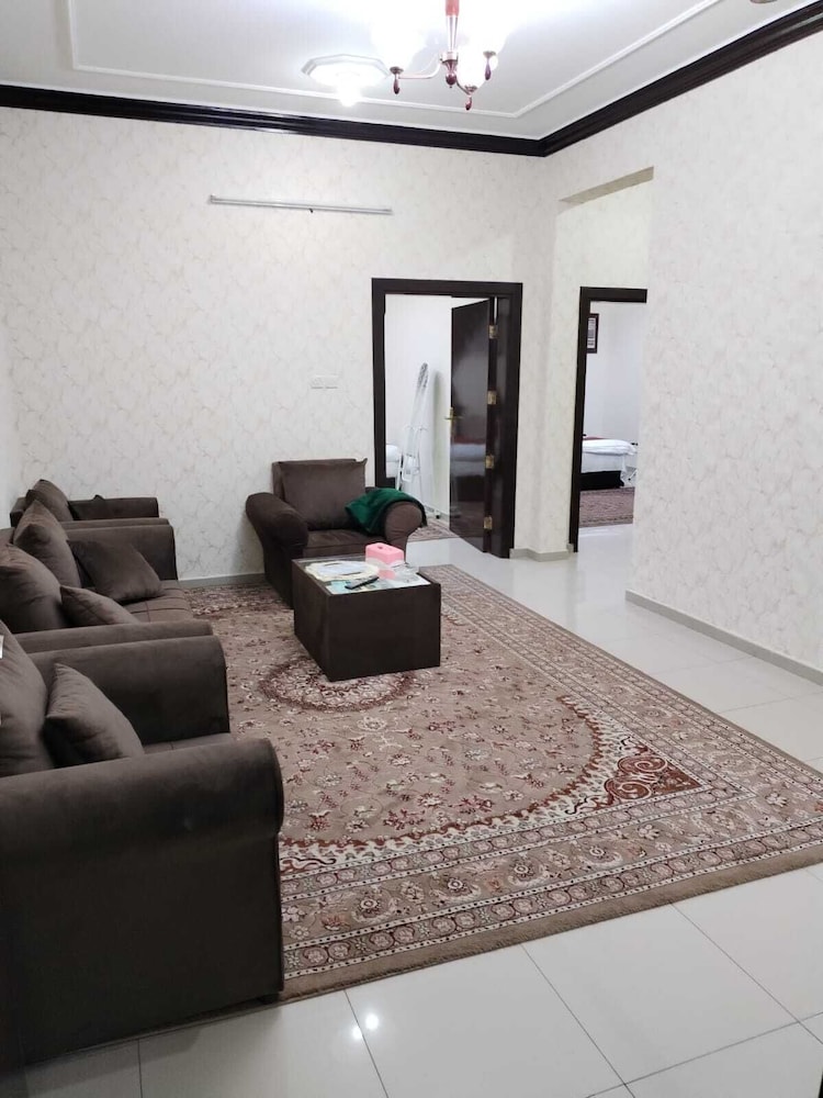العييري للشقق المفروشة حائل 4(Al Eairy Furnished Apartments Hail 4) 18/20