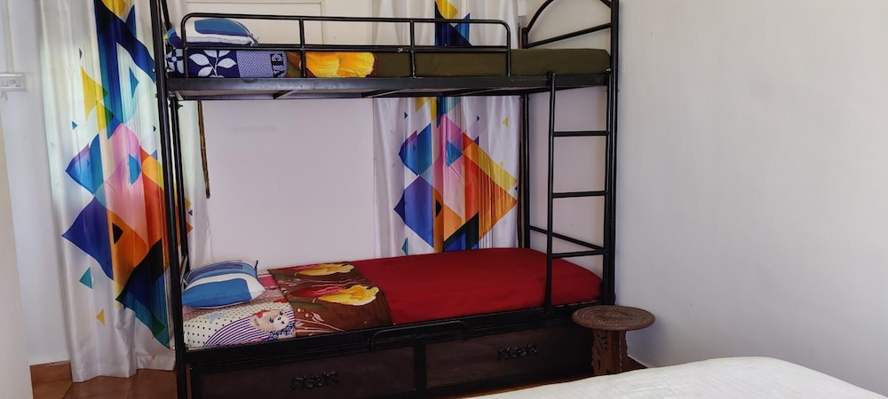 Hilias Retreat 35/50