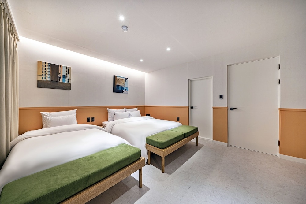 Knock In Hotel Daejeon by ANNK 21/48
