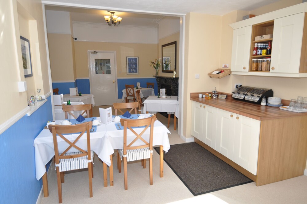 Westbury Lodge 22/30