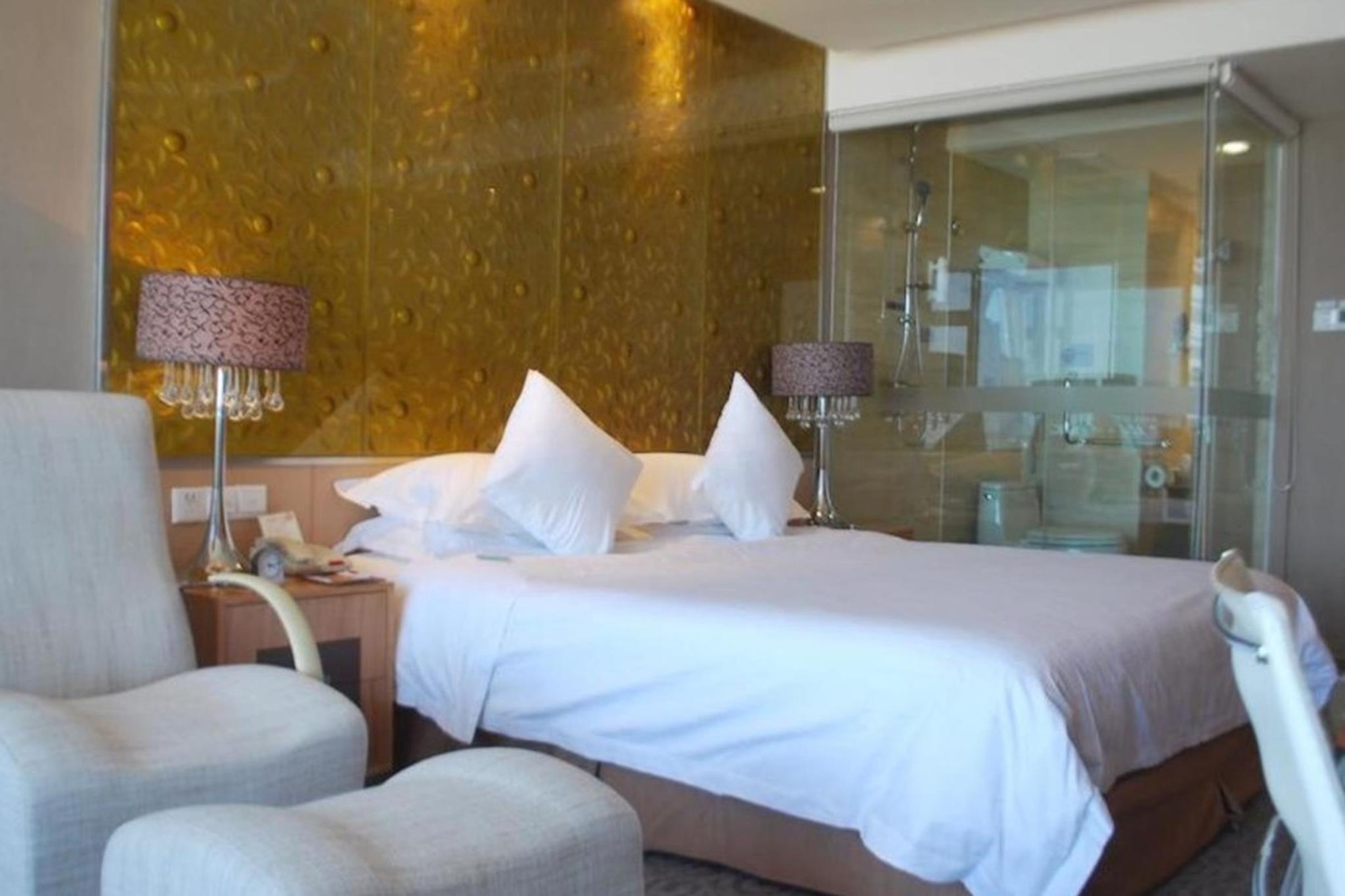 Semi Room, Standard, 2 Semi Double Beds، The Brigh Radiance Hotel Weihai 2/2