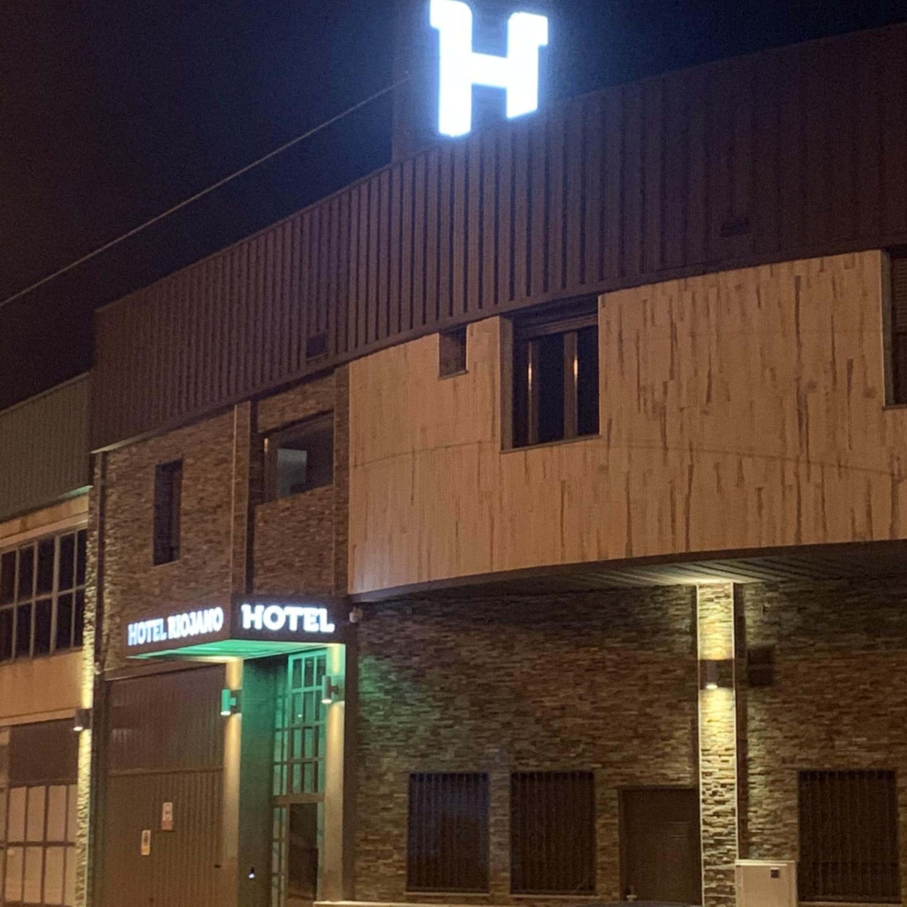 Hotel Riojano 7/57