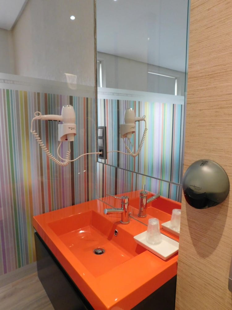 Hotel Canitas Spa 53/66