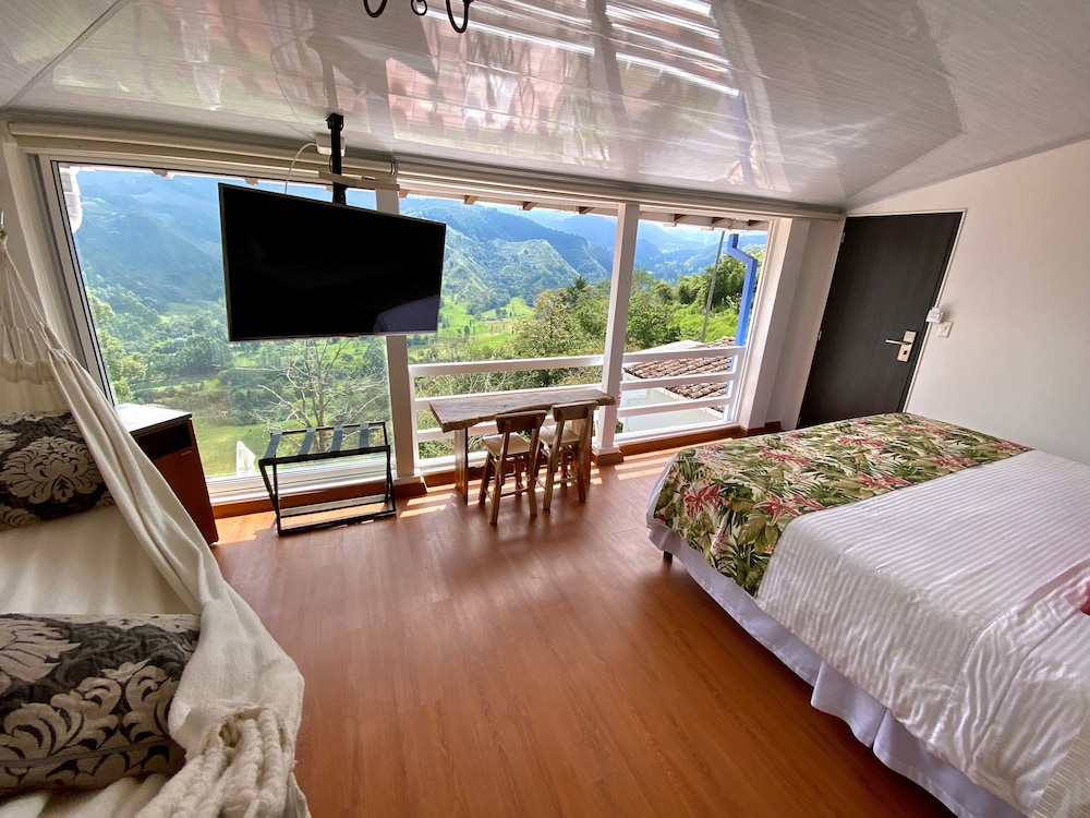 Hotel Mirador del Cocora 46/77
